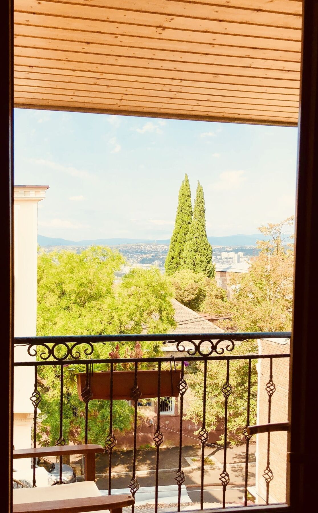 British House Hotel 4*